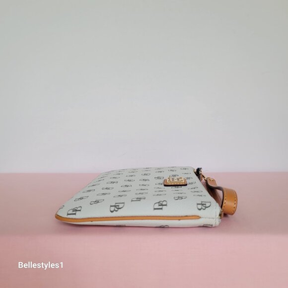 DOONEY & BOURKE Blakely Signature Logo Print Large Wristlet- Bone color ⭐ - Picture 8 of 16